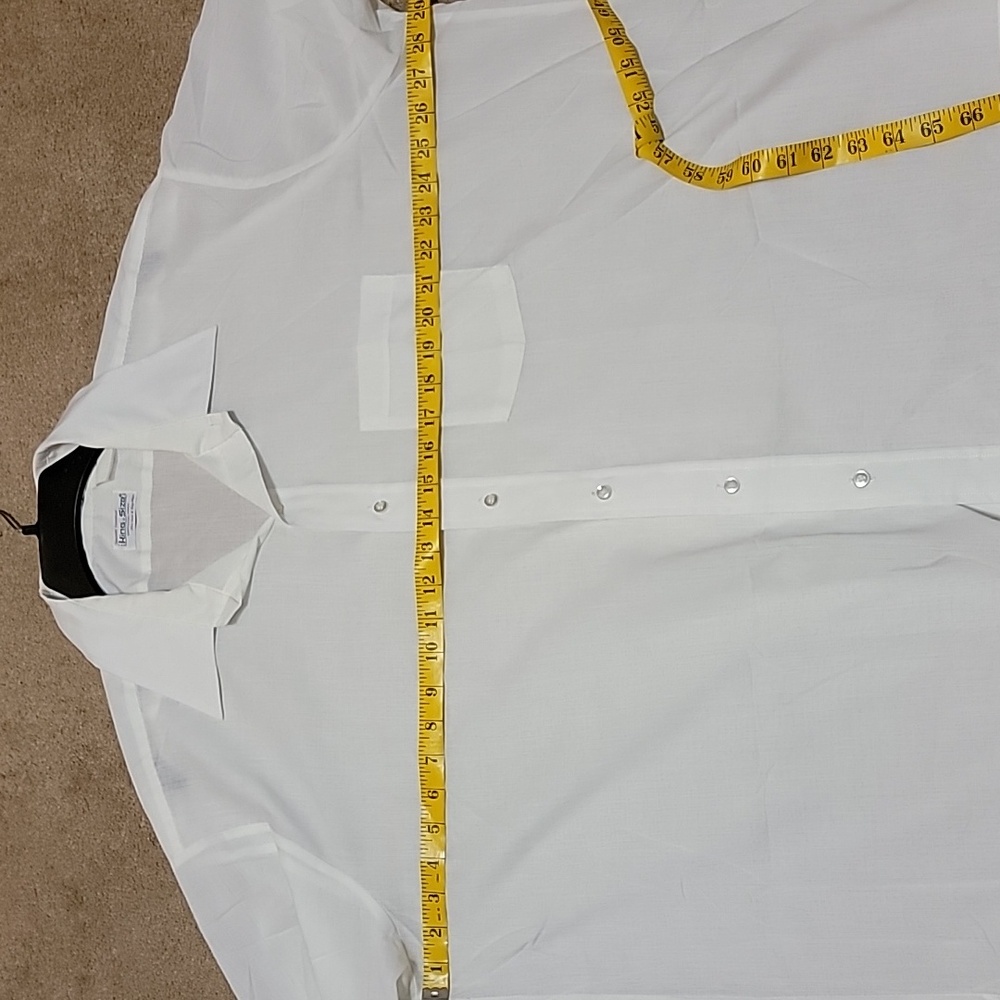 Short Sleeve Buttondown Shirt - Picture 2 of 6